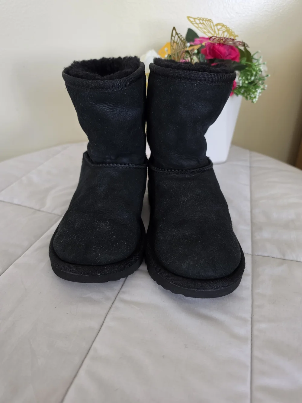 UGG Black Classic Short Suede Booties Girls Size 2